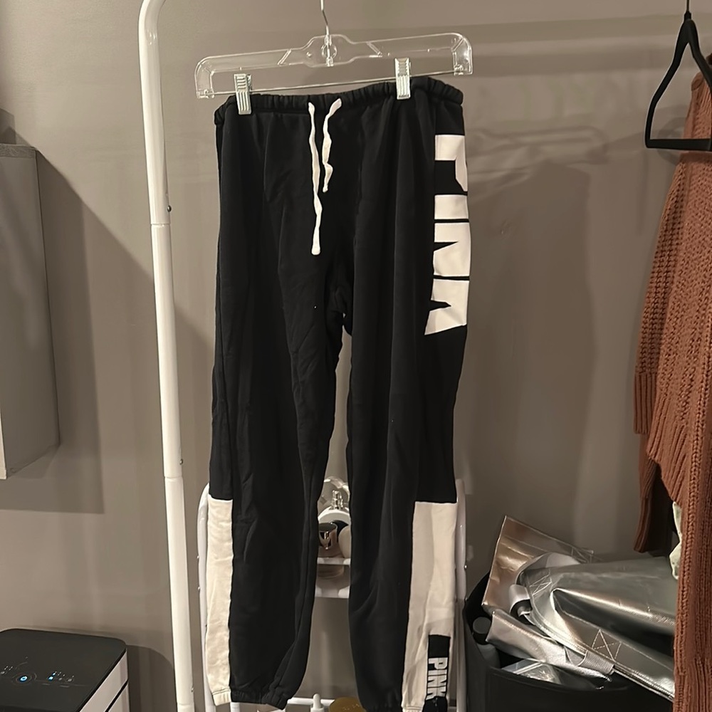 VS PINK sweatpants